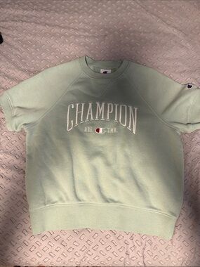Champion Short Sleeve Crewneck Sweatshirt in Mint Green
